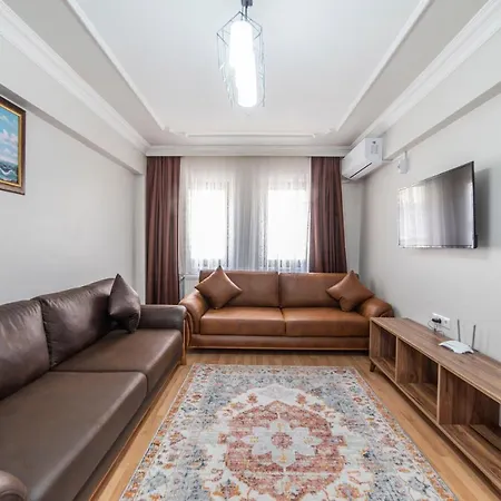 In Authentic Neighbourhood Apartment